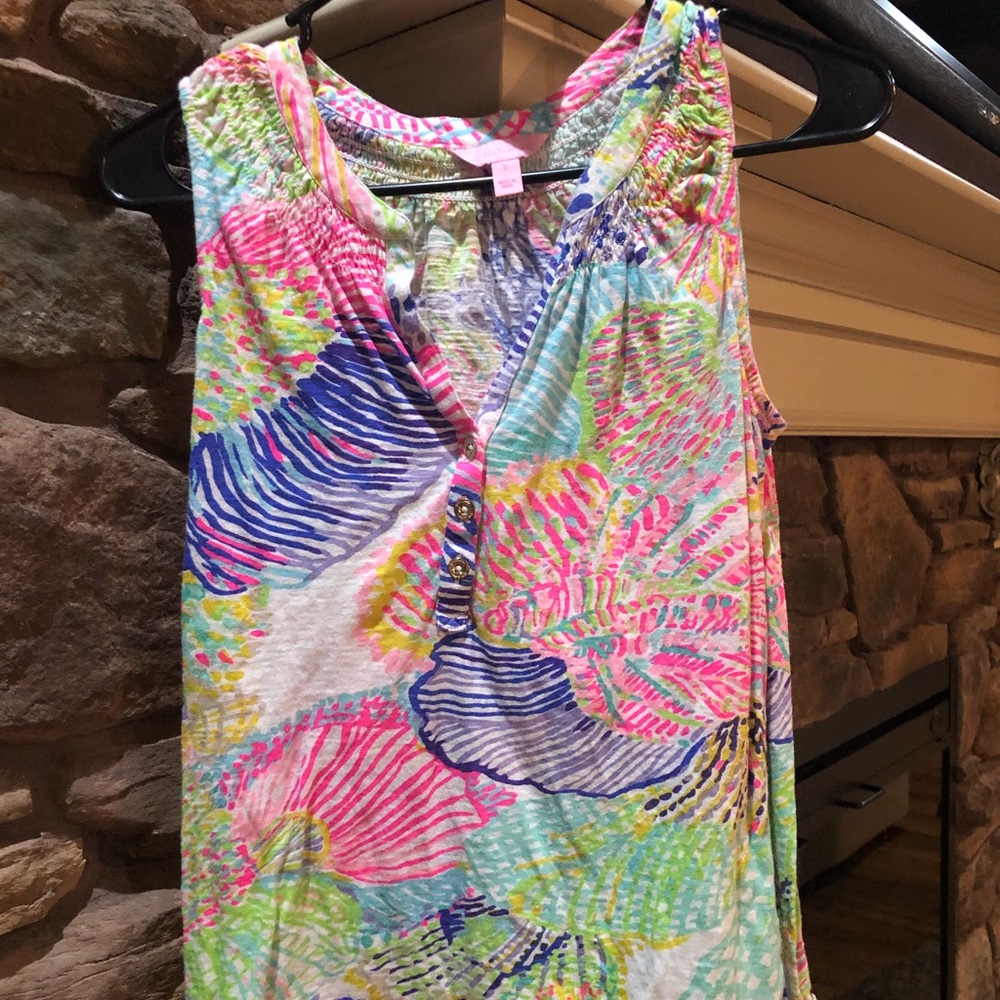 Lilly Pulitzer Essie top